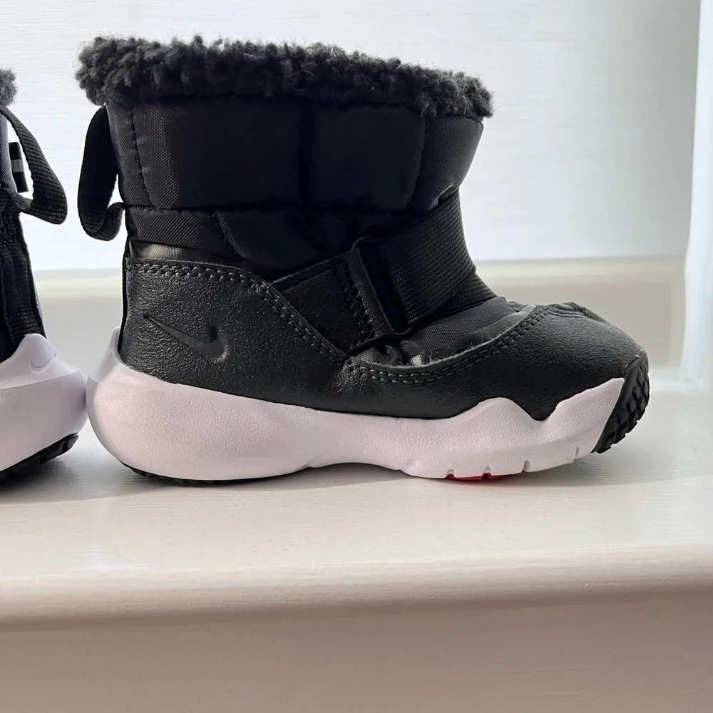 Nike Flex Advance Toddler Shoe 8C